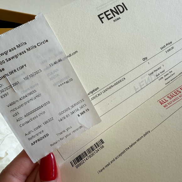 Fendi Women's Pink Slide Sandals - Picture 9 of 9